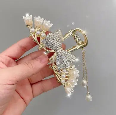 Butterfly Flower Hair Claw Clip with Pearl Pendant