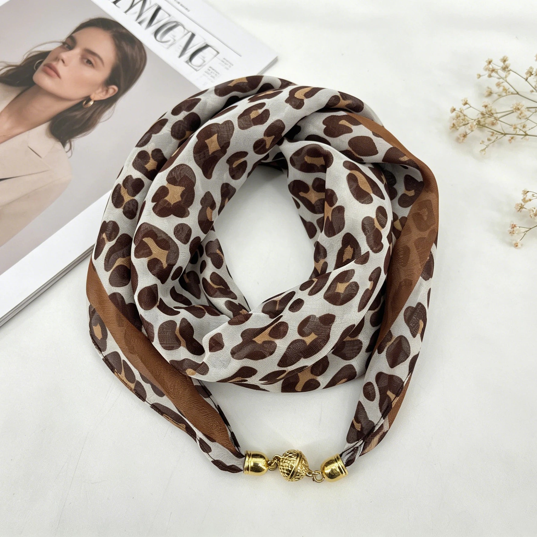 Leopard Print Magnetic Buckle Square Scarf