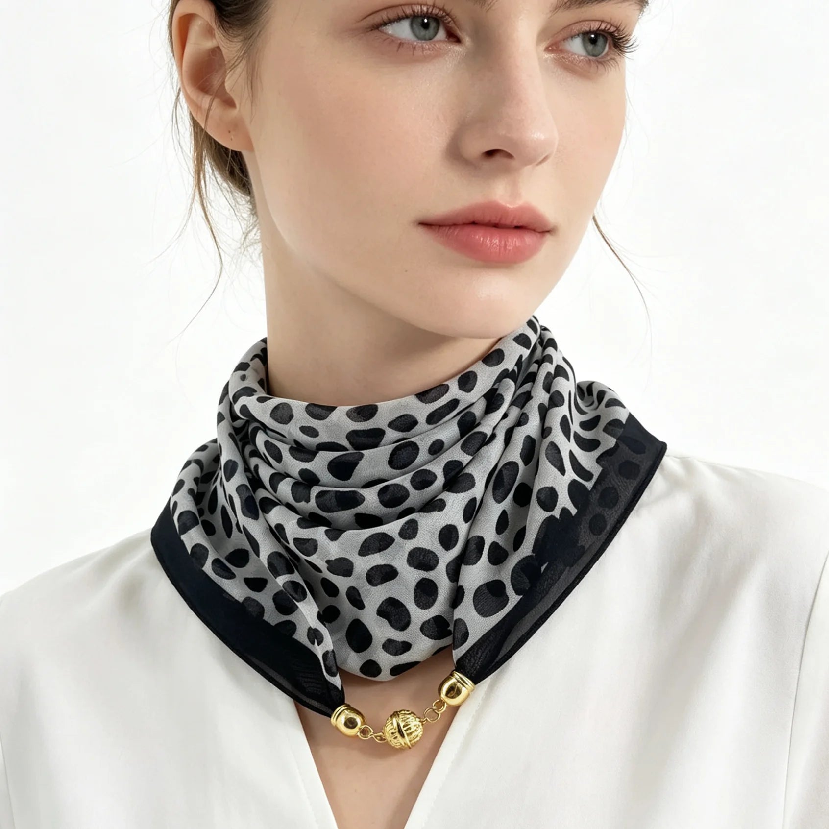 Leopard Print Magnetic Buckle Square Scarf