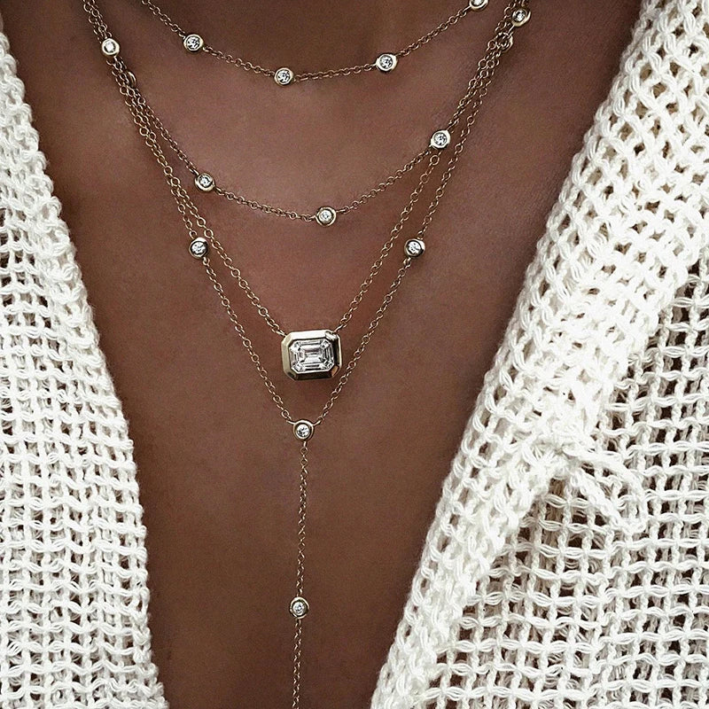 Gold Pendant Necklace